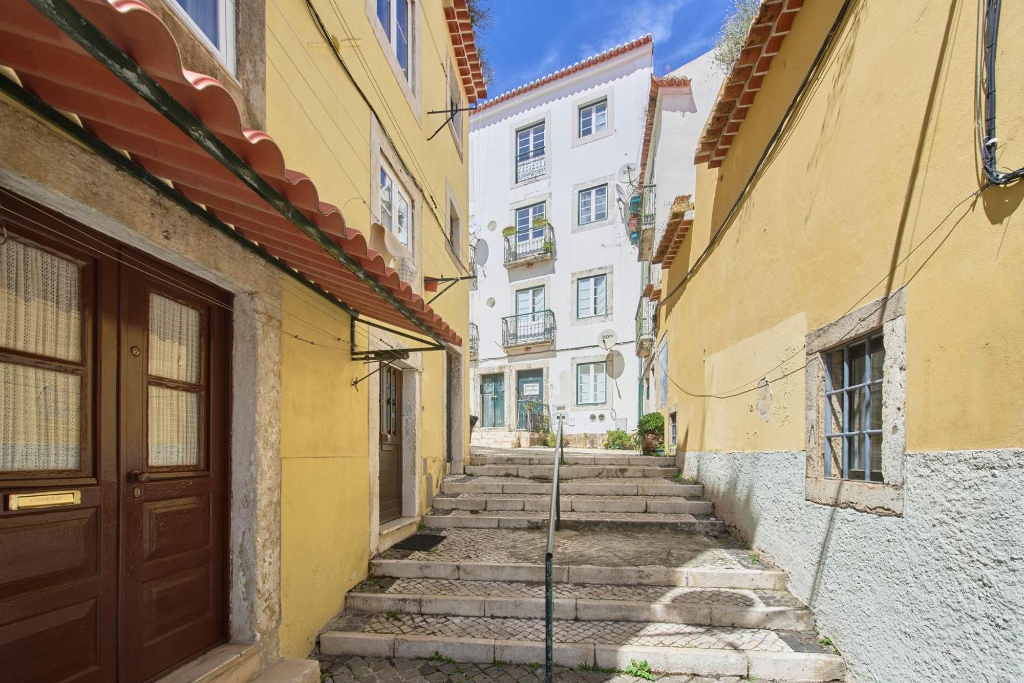 Alfama Soul Experience, By Timecooler Apartment Lisbon