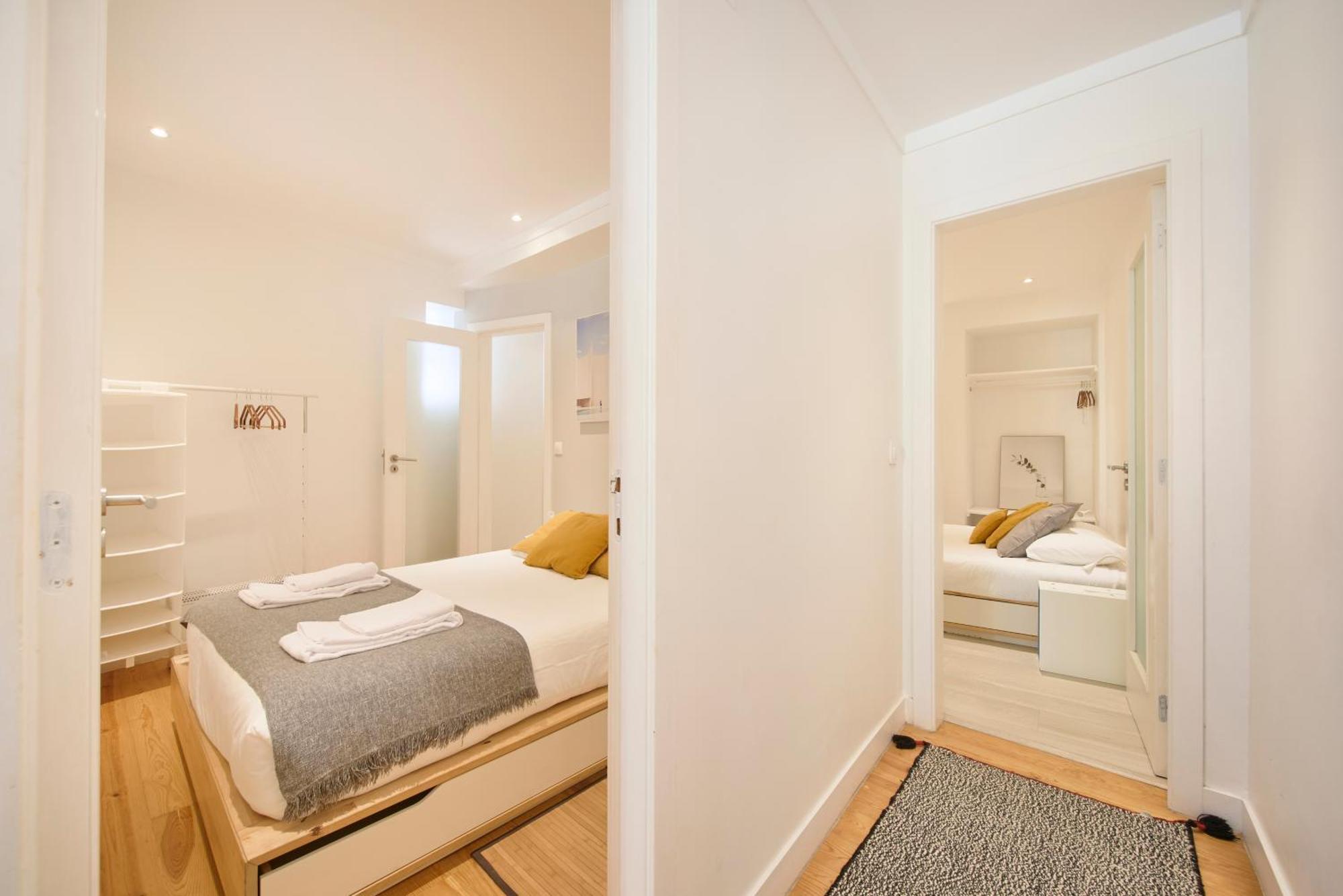 Alfama Soul Experience, By Timecooler Apartment